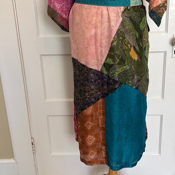 Silk Sacred Threads Robe Vintage - Picture 7 of 10